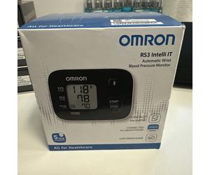 OMRON RS3 Digital Intelli IT Wrist Blood Pressure Monitor New ❤️
