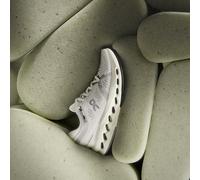 On Womens Cloudsurfer 2 Size: 7 UK, Colour: Ivory