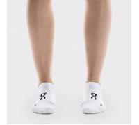 On Core Run Low Socks - 2 Pairs in White for Ultimate Comfort and Performance