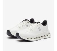 ON Women's Cloudtilt Sneaker Pearl/Ice