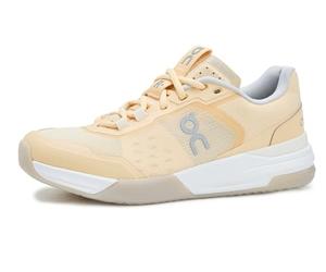 On Women's The Roger Advantage Pro Sneakers, Blonde/Gardenia, 8