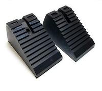 On1shelf Set of 2 Rubber Wheel Chocks Heavy Duty Blocks for Vehicles, Cars, Caravan, Trailer- 1.3KG, 17L x 8W x 9H cm (Medium)