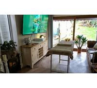 One 60-Minute Aromatherapy Massage