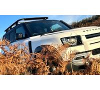 One Hour extreme junior driving experience in Land Rover Defender