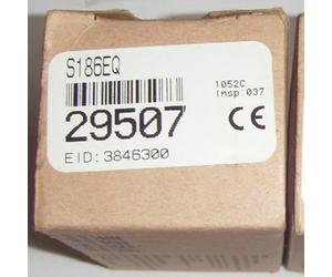 one NEW BANNER S186EQ Photoelectric switch sensor Fast Delivery