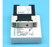 ONE New In Box 3RP1574-1NP30 3RP15 74-1NP30 Siemens Time Relay DHL SHIPPING