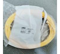 one new PILZ 540321 PSEN cable axial M12 8-pole 10m programming cable