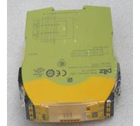 one new Pilz safety relay PNOZ S7.2 C 24VDC 751177 Free shipping