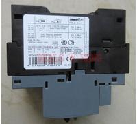 One New Siemens circuit breaker 3RV2011-1GA10 3RV2 011-1GA10