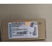 ONE NEW Siemens circuit breakers 3RV2021-4AA15 3RV2 021-4AA15