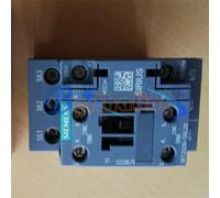 ONE NEW Siemens Contactor 3RT2026-1AL20
