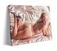 OqcEha Margot Robbie Poster Superstar Canvas Art And Wall Art Picture Print Modern Family Bedroom Decors 16x24inch(40x60cm)