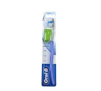 Oral-B Indicator Medium Toothbrush
