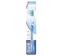 Oral-B 1-2-3 Shiny Clean Manual Toothbrush 40, Medium