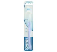 Oral-B 123 Indicator Medium Manual Toothbrush