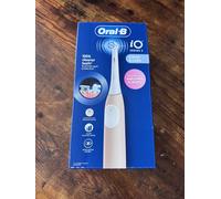 Oral-B iO2 Clean & Care Electric Toothbrush Forest Green