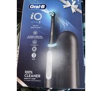 Oral-B iO3 Matte Black Electric Toothbrush with Travel Case - Toothbrush