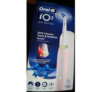Oral-B iO3 Electric Toothbrushes Adults, 1 Toothbrush Head & Travel Case, 3 Modes With Teeth Whitening, 2 Pin UK Plug, Pink