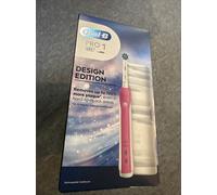 Oral-B Pro 1 680 Rechargeable Electric 3D Toothbrush with Travel Case - Pink