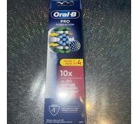 Oral-B FlossAction Toothbrush Head with CleanMaximiser Technology, 4 Pack