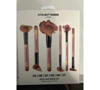 OTIS BATTERBEE - TOTAL FACE BRUSH SET - Brush Set