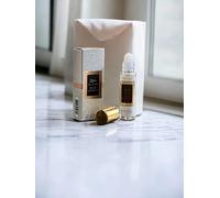 Oud Romancea 10ml Roll on Perfume starts slightly fresh with bergamot, mandarins and blackcurrant.Hafsa Arabian Fragrances Ltd