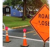 Outanaya 4pcs Traffic Cone Topper Light Warning Flashing Lamp for Emergency Traffic Management High-frequency Flashing Tear-resistant Pp Material with 2 X Aa Batteries