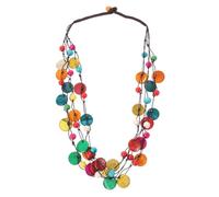 Outanaya Bohemia Style Coconut Shell Pendant Necklace for Ladies Vintage Round Collarbone Chain Elegant Ethnic Boho Jewelry for Gift for Party and Daily Wear