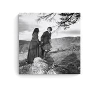 Outlander Jamie And Claire Holding Hands Poster Decorative Painting Canvas Wall Art Living Room Poster Bedroom Painting Wall Art Picture Print Modern Family Room Decor 28 x 28 Inches (70 x 70 cm)