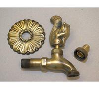 Outside Brass Squirrel Tap - 1/2" Hose Pipe - Ornamental Garden Tap with Decorative Wall Backplate (Brass)