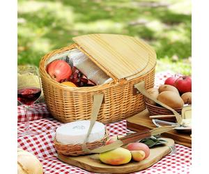 Outsunny Wicker Picnic Basket for 2 with Pine Wood Lid, Light Brown - 43L x 33W x 20H cm - Pine Wood, Wicker, Ceramic - Brown
