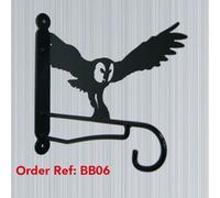 Owl Feature Bracket - Hanging Basket Holder - Steel - H33 cm - Black Poppy Forge Black One Size