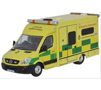 Oxford Diecast 76MA002 Mercedes Ambulance London