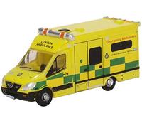 Oxford Diecast NMA002 Mercedes Ambulance London