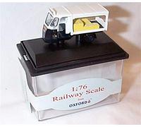 Oxford white & black express dairies milk float 1.76 railway scale diecast model