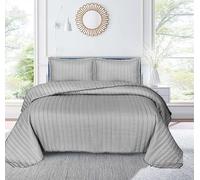 OZMIC Warm Quilted Bedspreads King Bed Throws for Bedroom Decor - Luxury Reversible Embossed Bedding Double Bed Quilt Bed Throw Bedspread King Size +2 Pillowcases - 240 x 250cm, Silver