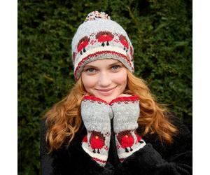 Pachamama Robin Bobble Beanie and Handwarers Set