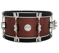 Pacific Drums Concept Classic Snare, 14" x 6.5", Ox Blood Stain, Ebony Stain Wood Hoops | Features modern and classic looks with Maple shells and counter hoops