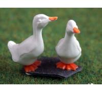 Pair Of Geese / Ducks Dolls House Miniature Pets & Animals 1/12 scale