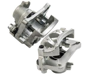 Pair Rear L&R Brake Calipers For Toyota Landcruiser 70 80 90 Series 3.0 4.2D TD