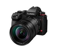 Panasonic Lumix S1R II + Lumix 24-105mm