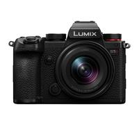 Panasonic Lumix S5 + S 18-40mm / F4.5-6.3 Zoom MILC Body 24.2 MP CMOS 6000 x 4000 pixels Black