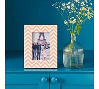 Paper High Advika Pink Chevron Patterned Photo Frame - 6x4 inch
