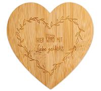 Papierdrachen Wooden Chopping Board for Mother's Day - Heart Shape with Engraving "hier wird mit Liebe üchcht" - Perfect as a Mother's Day