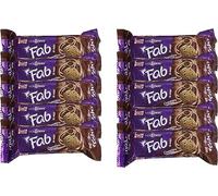 Parle Hide & Seek Chocolate Fab Biscuits - Crispy & Crunchy Tea Time Choco Sandwich Biscuit Bars - Chocolate Cream Filled Biscuits for Snacks for Kids (Hide & Seek Fab Chocolate 112g_P10)