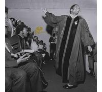 Pastor T.L. Barrett & The Youth for Christ Choir - I Shall Wear A Crown