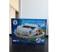 University Games 3D Football Stadium Puzzle. MANCHESTER CITY - ETIHAD STADIUM.