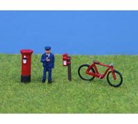 PD Marsh OO GAUGE PAINTED POSTMAN SET