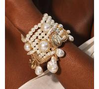 PEACH ACCESSORIES Women's Opulent Pearl Cluster Bracelet with Textured Gold Details in Ivory PEACH ACCESSORIES Ivory One Size