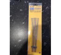 Peco SL-E1096 Streamline Code 75C Left Hand Medium Turnout Electrofrog